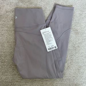 Lululemon in movement tight 25”